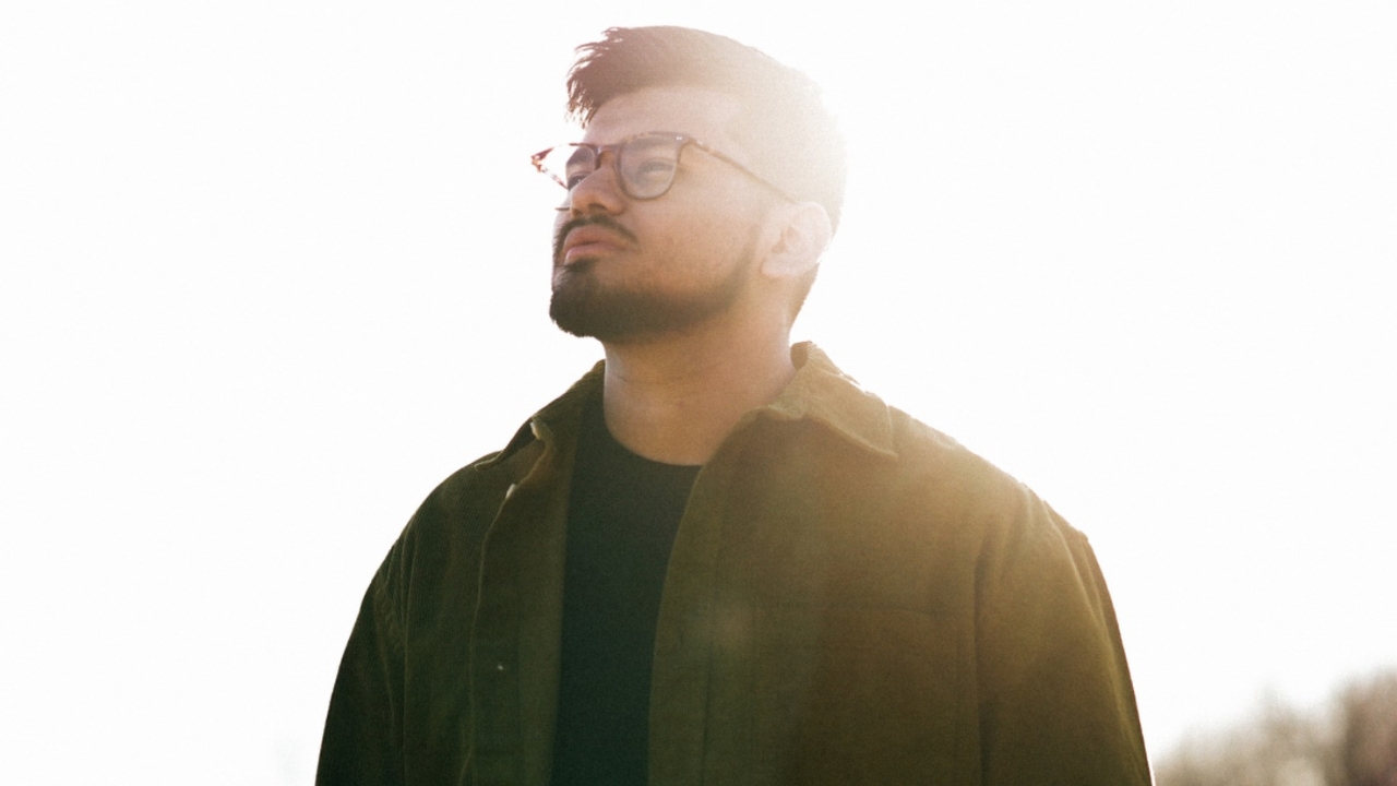 video-section-banner-image