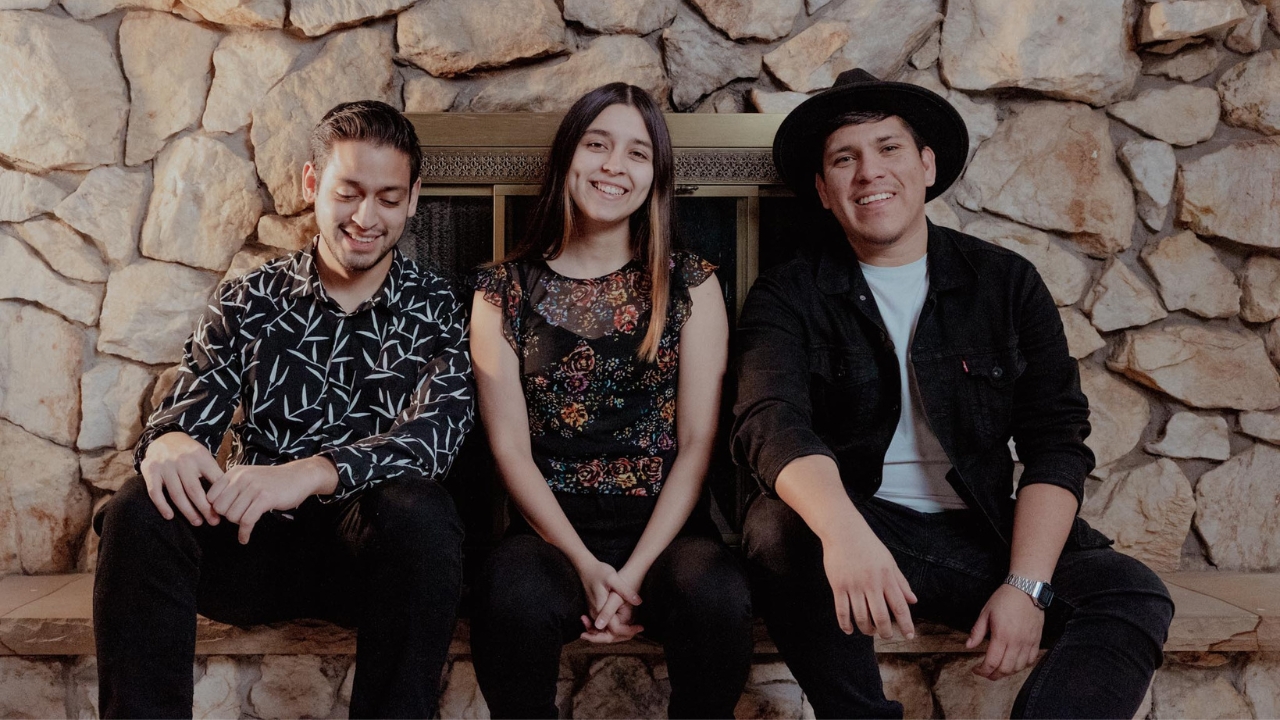 video-section-banner-image