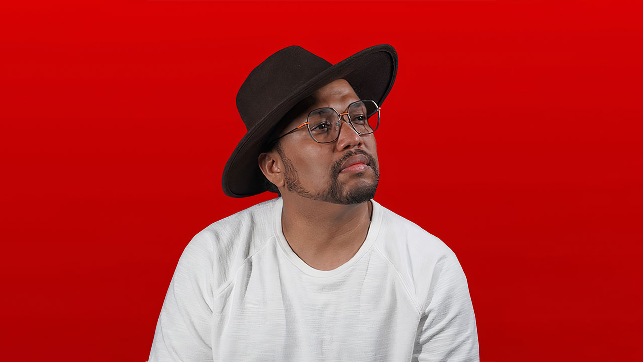 video-section-banner-image