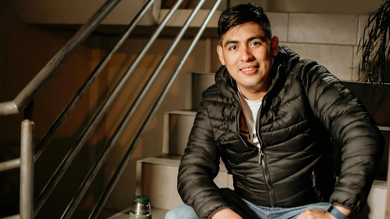 video-section-banner-image