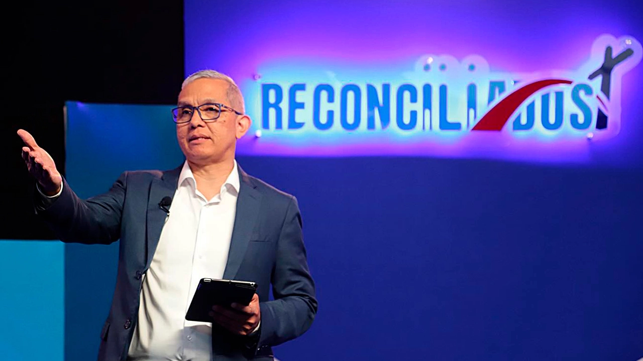 video-section-banner-image